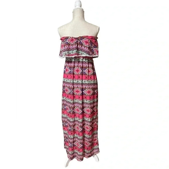 Peach Love California Aztec Ruffled Bust Maxi Spring Dress Women’s size Medium - Picture 3 of 9